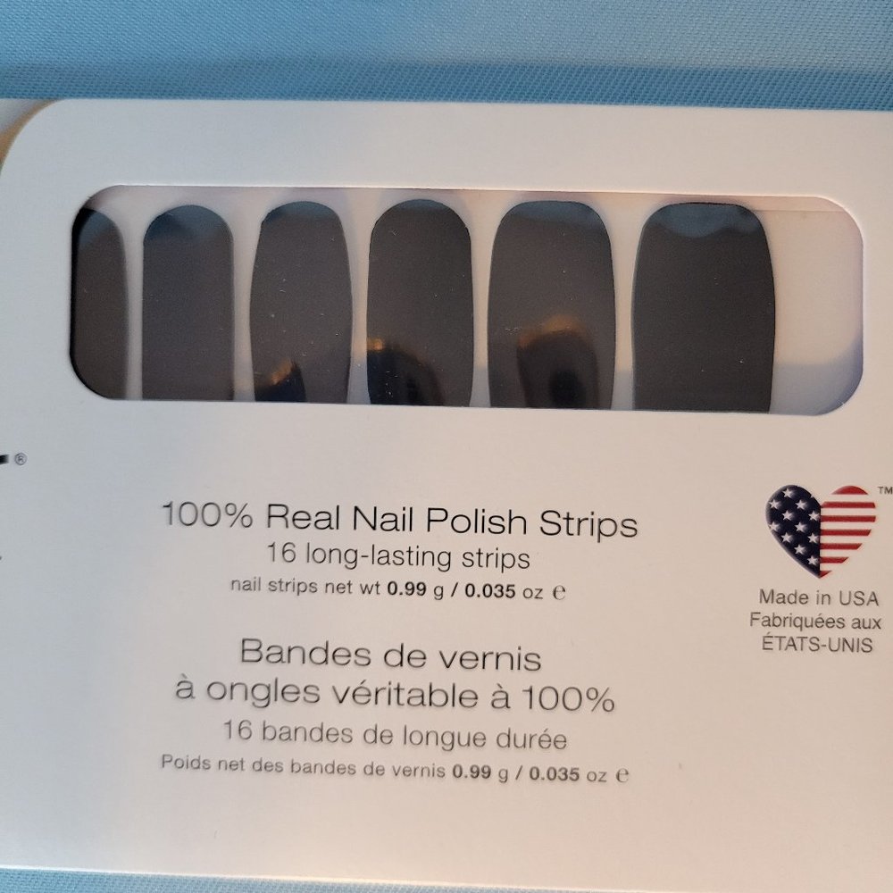 Color Street nails polish strips Midnight in Manhattan